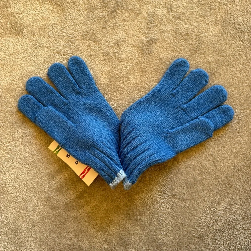 NWT Crayola x Kohls Princess Blue Kid's Gloves Age 6-14